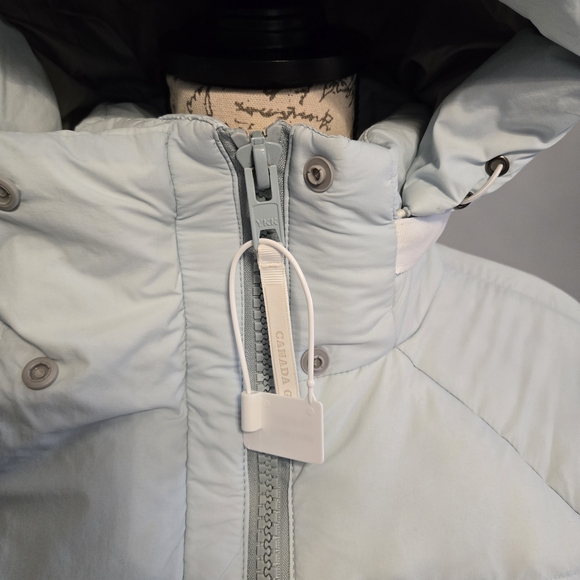 Canada Goose Pale Blue Quilted Hooded Puffer Jacket S - Picture 8 of 14